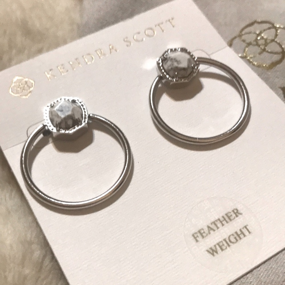 Brand new Kendra Scott hoops
